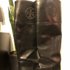 7.5 Black Tory Burch Riding Boots